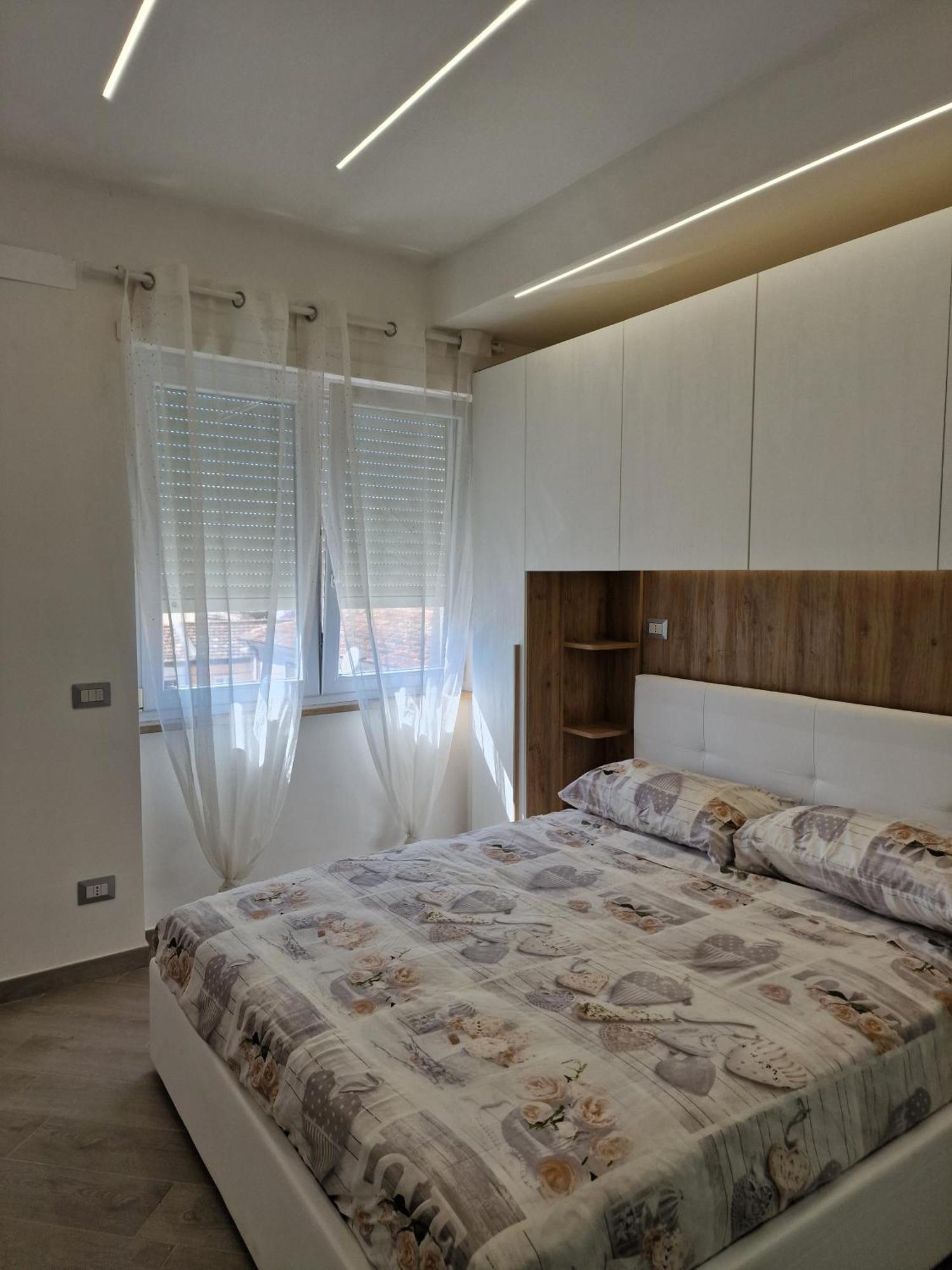 Tower Apartments Terracina Esterno foto